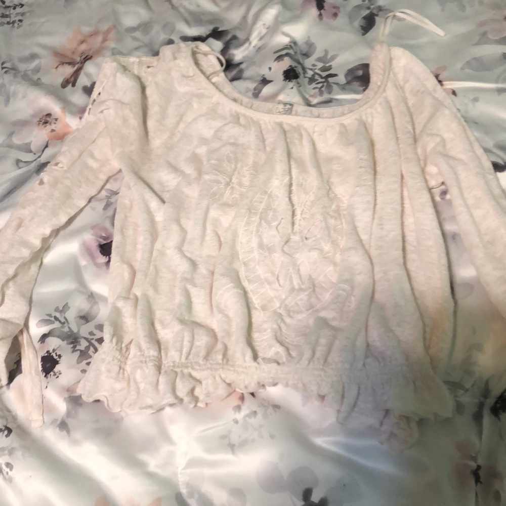 Cute summery long sleeve with slits